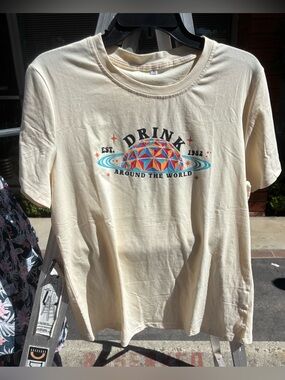 Drink Around The World Graphic Tee - Cream Size L beige